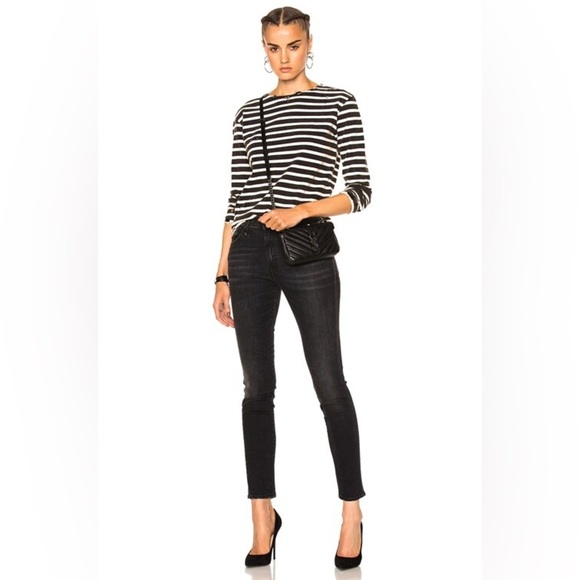 R13
High Rise Skinny Black Marble (J13) - Picture 7 of 16